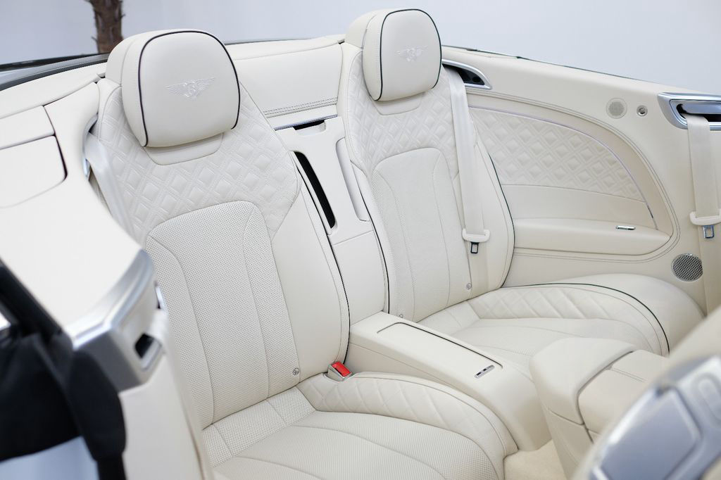 Bentley Continental GTC Speed W12/MULLINER/CARBON/NAIM