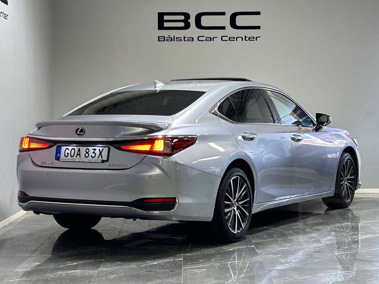 Lexus ES 300h 2.5 E-CVT Limited Edition