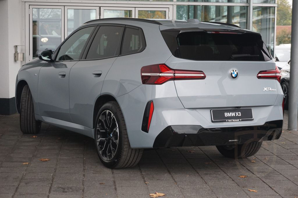 BMW X3 20d xDrive M-Sport NAVI LED AHK PANO 360° DA-