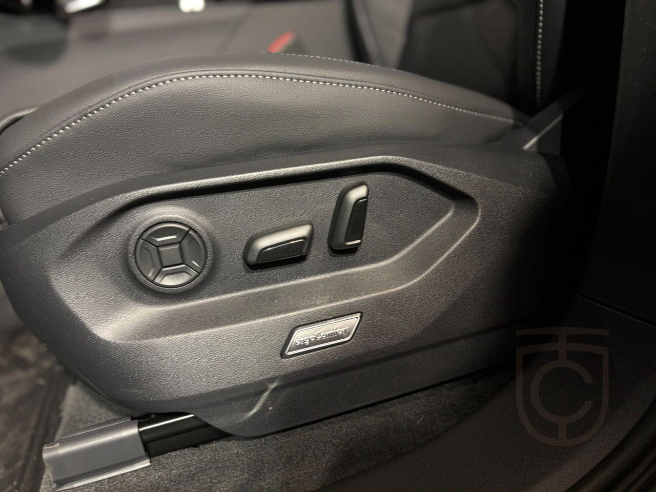 Volkswagen Touareg  TDI
