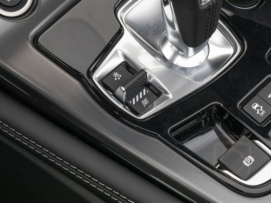 Jaguar F-TYPE P450 AWD 75 Cabriolet Neuwagengarantie