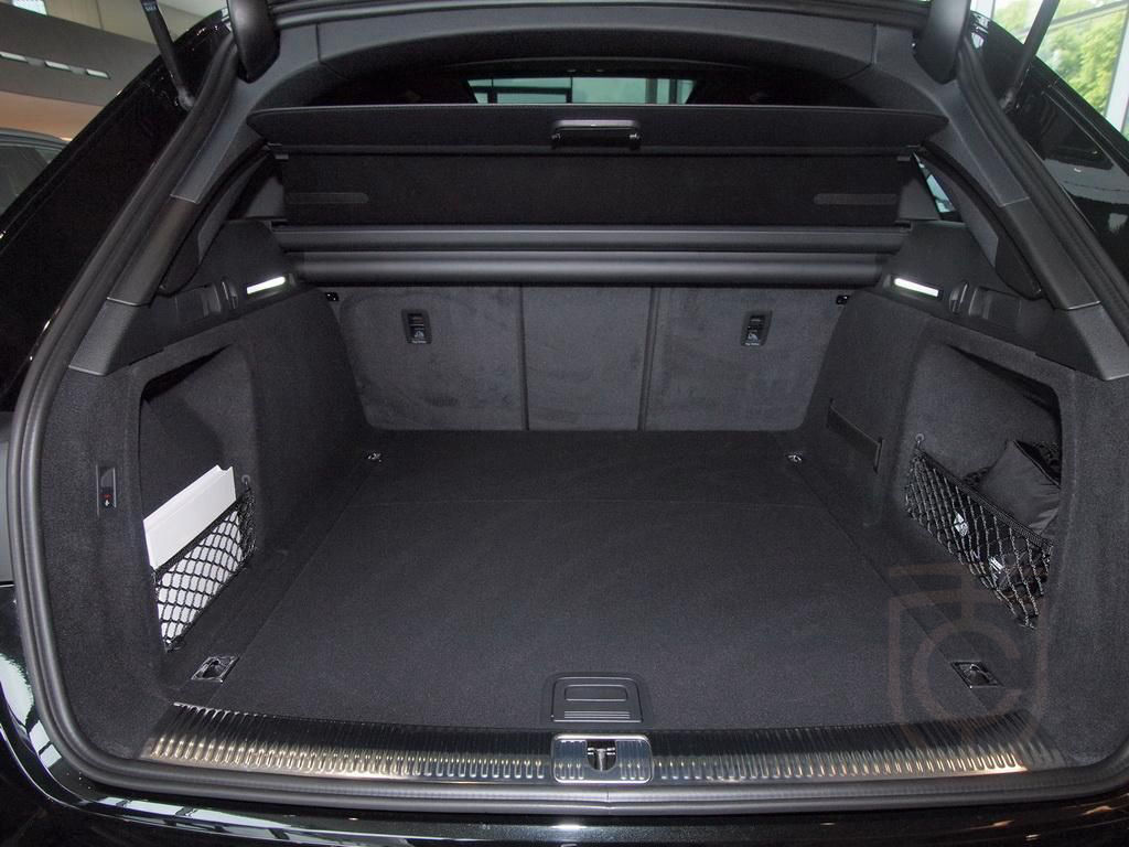 Audi RS4 Competition 331(450) kW(PS) tiptronic Alu-20