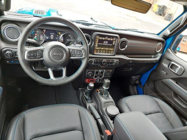 Jeep Wrangler Unlimited 2.0T Rubicon - DualTop -Umbau