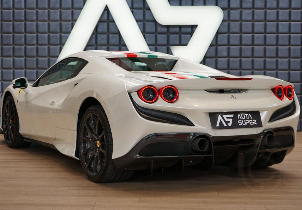 Ferrari F8