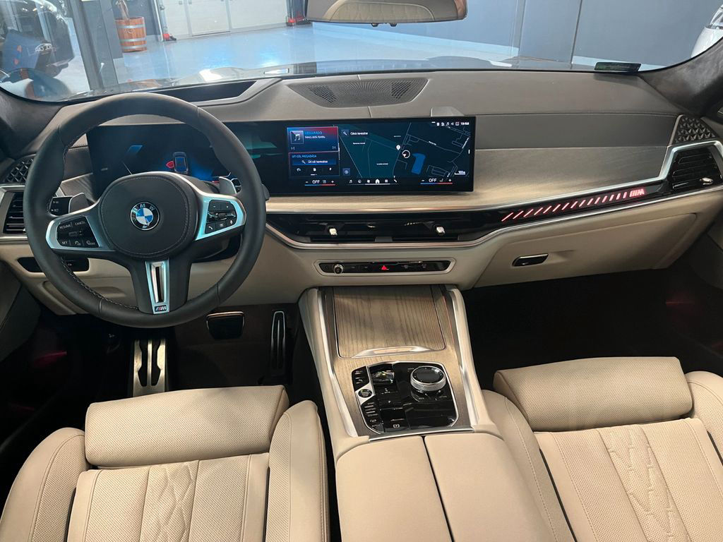 BMW X6 M60 i xDrive / HUD / PANO/ LED/ 360 KAMERA