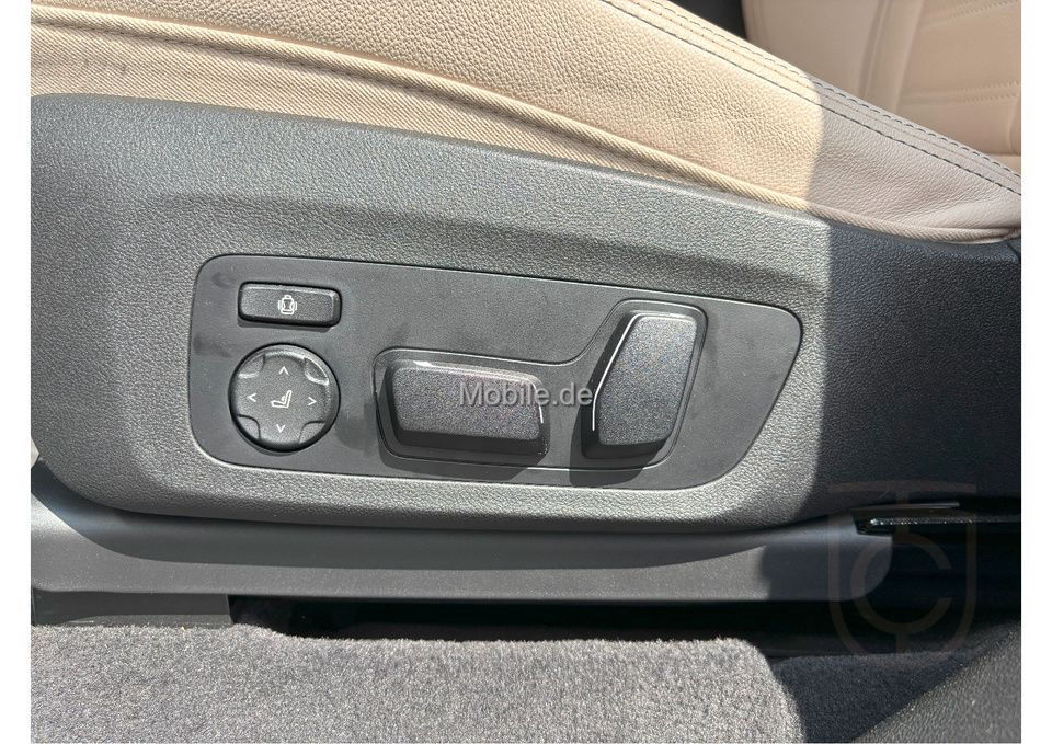 BMW X3 M40d PANO HUD ACC LEDER LASER AHK PAP APPLE