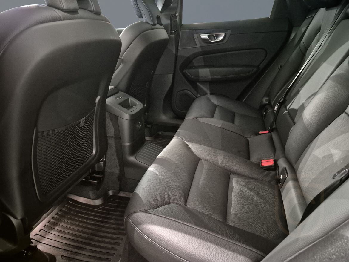 Volvo XC60 T6 Plus Dark Edition