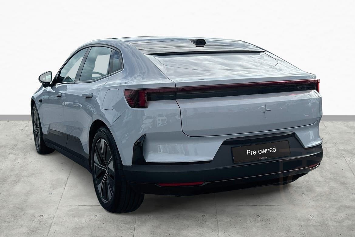 Polestar 4 Long Range Single Motor Plus Pilot