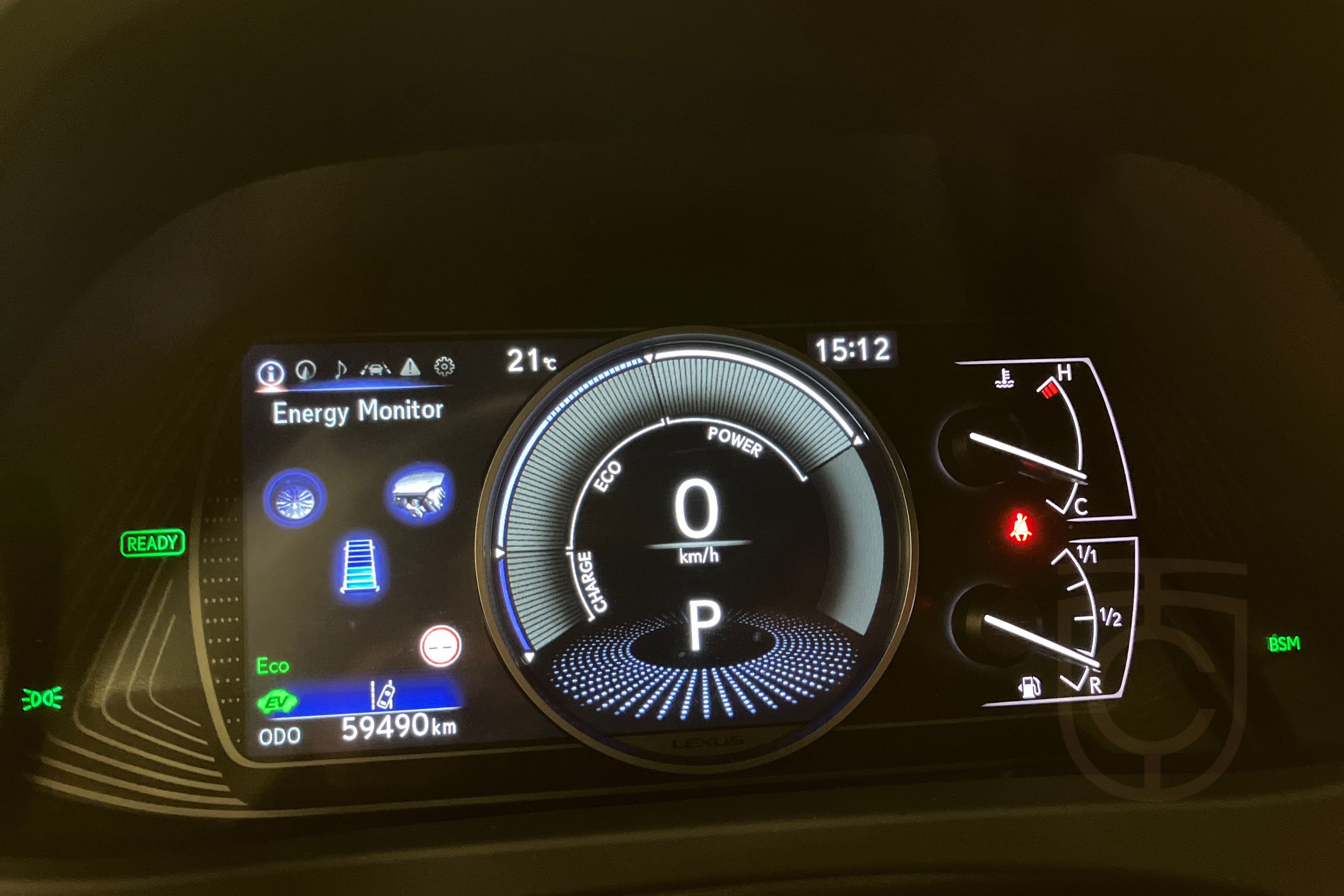 Lexus UX 250h E-Four