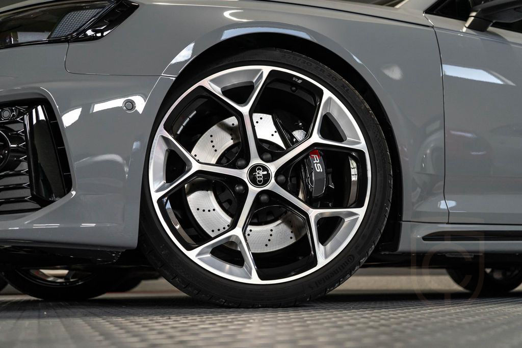 Audi RS4 TFSI quattro Competition Plus AHK B&O RS-AGA