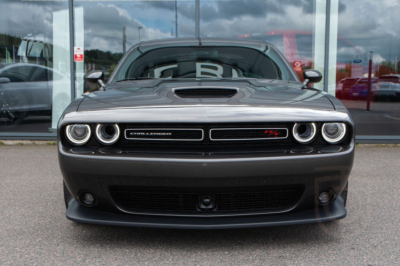 Dodge Challenger R