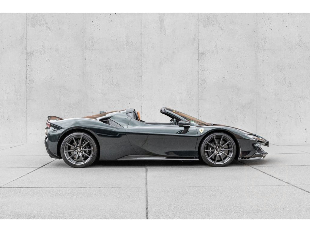Ferrari SF90 Spider *Assetto Fiorano*Carbon*LED*Daytona*