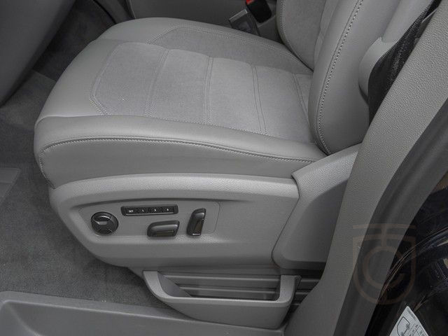 Volkswagen T6.1 California Ocean 2.0 TDI DSG LED NAVI ACC