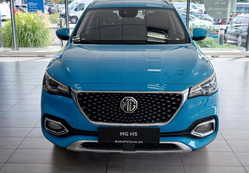 MG HS