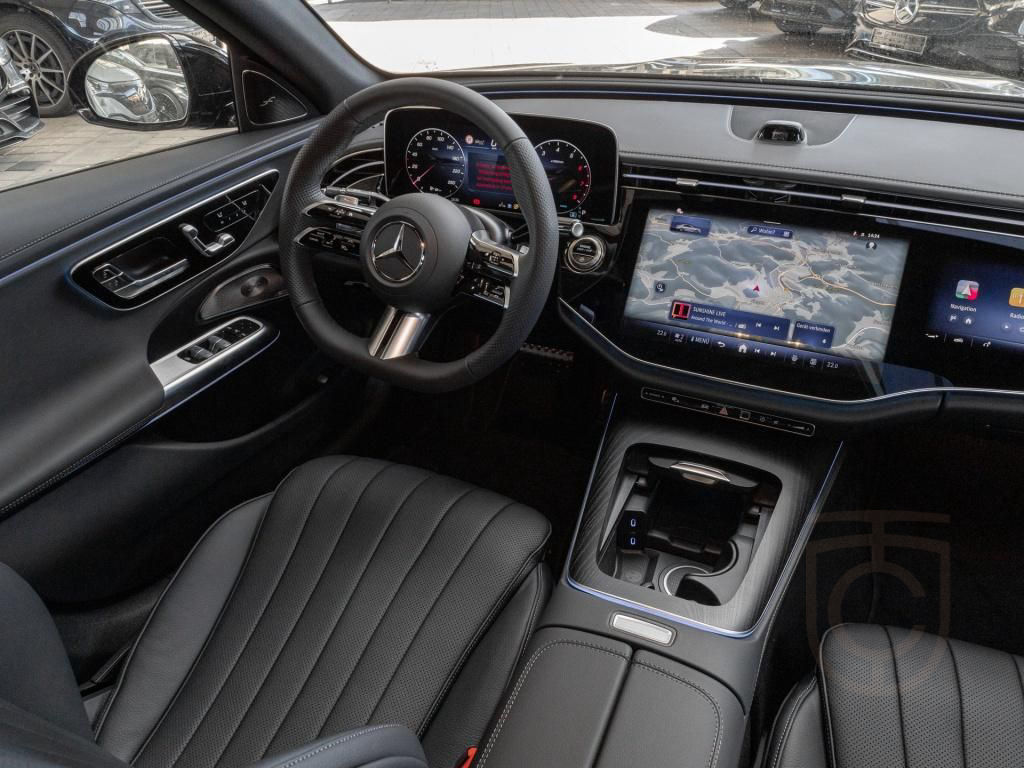 Mercedes-Benz E 200 AMG/Superscreen/Digital/Pano/360/Burm4D/20