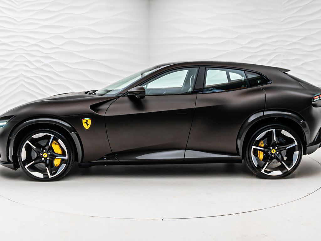 Ferrari Purosangue Tailor Made*Carbon*Massage Seats
