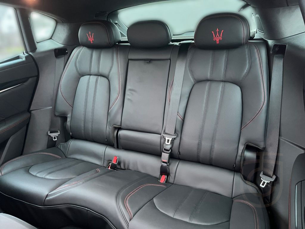 Maserati Levante Modena Ultima MY24 PANORAMADACH+360°-KAM