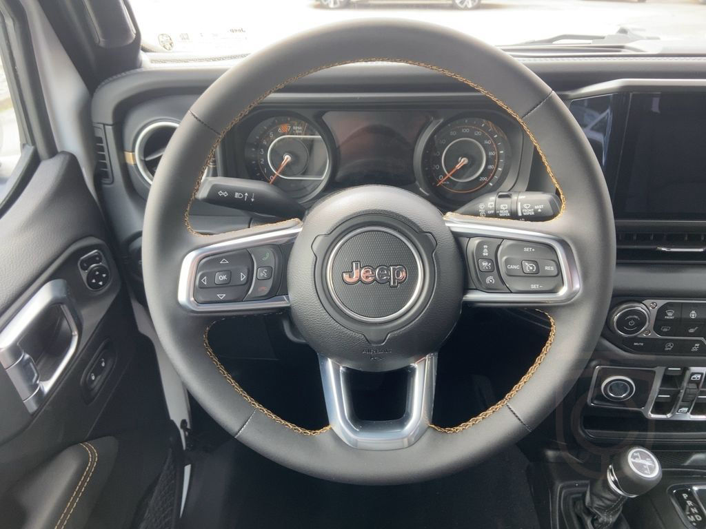 Jeep Wrangler Sahara 2.0l 272 PS, Sky Power Dach