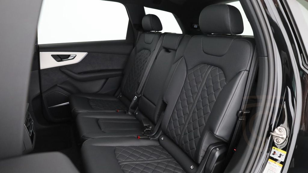 Audi SQ7 TFSI quattro