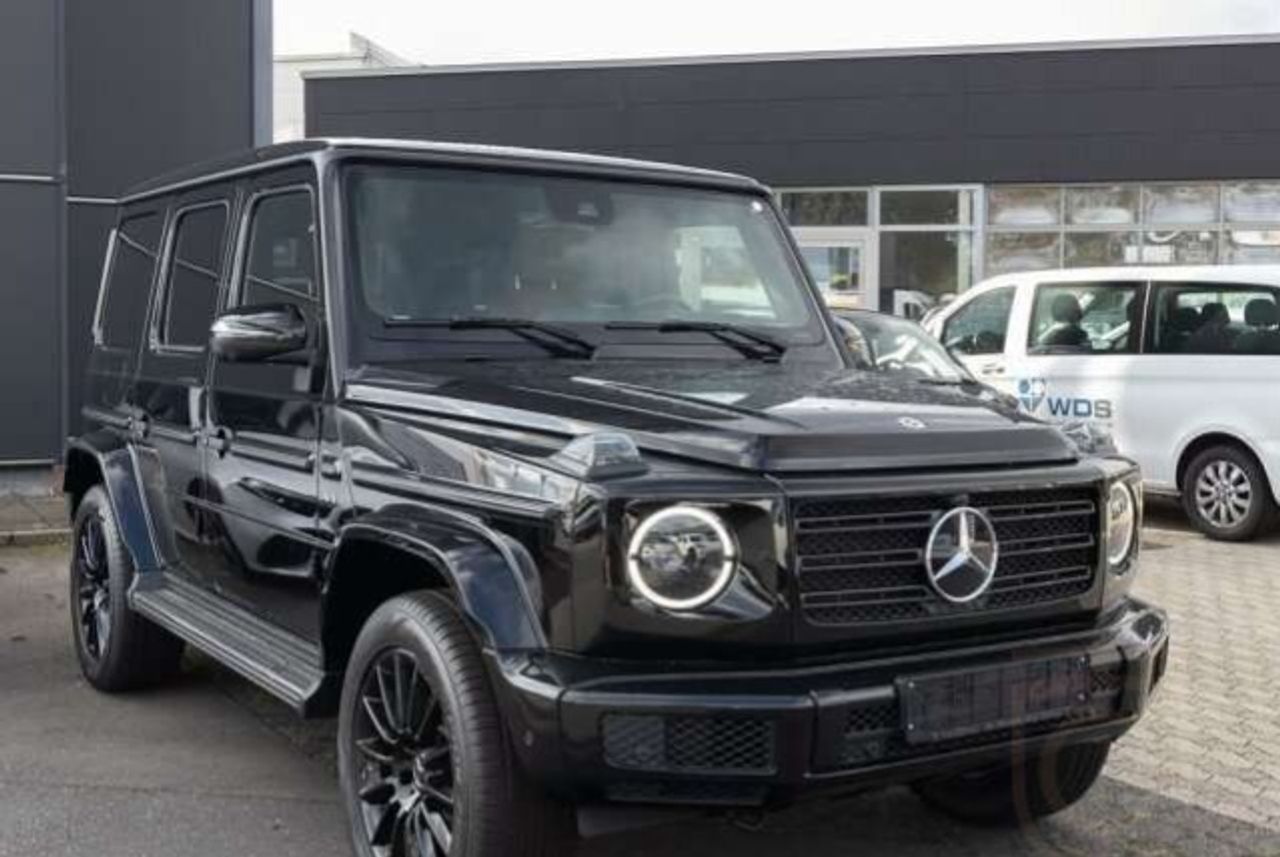 Mercedes-Benz G 500