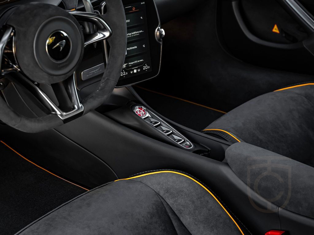 McLaren Artura 680CV *0KM! BRAND NEW! AVAILABLE!