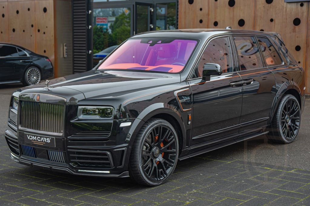 Rolls-Royce Cullinan MANSORY *4-SEAT*STARLIGHT*THEATRE*TABLE