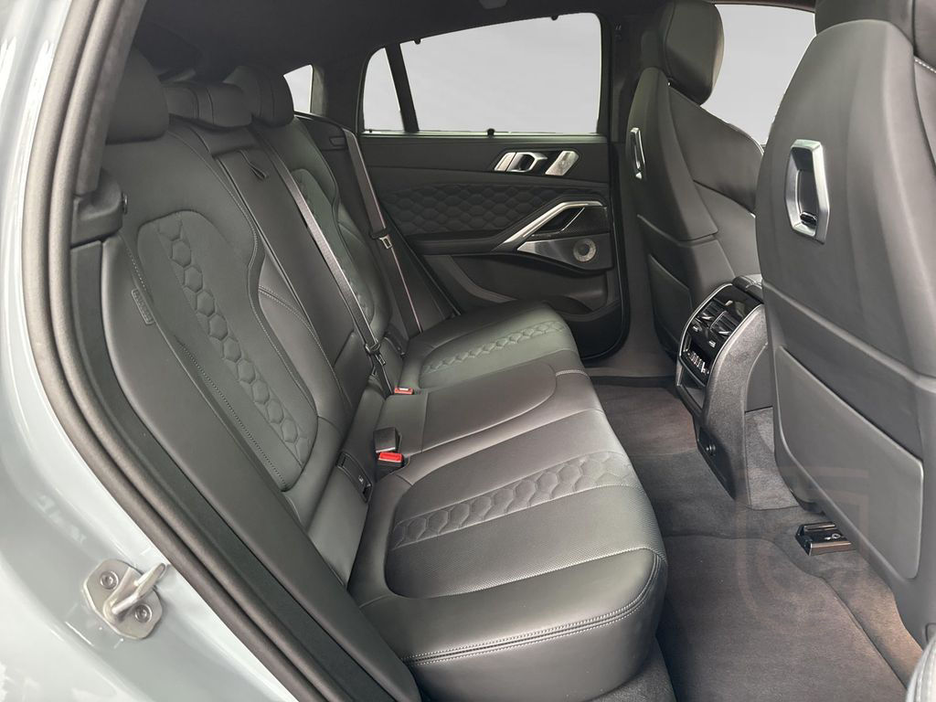 BMW X6 M Competition AHK|SkyLounge|DA-Prof.|B&W|Pano