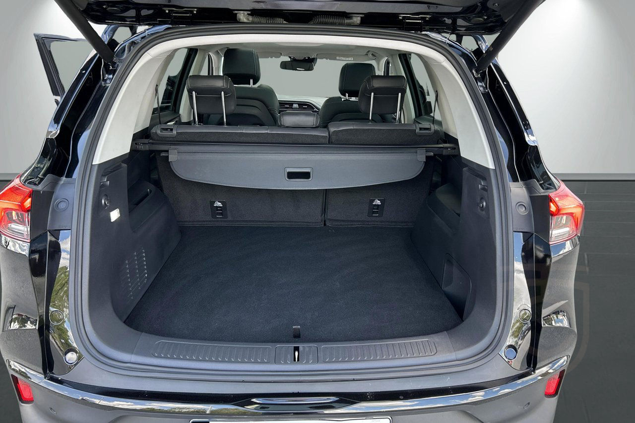 Maxus Euniq 6