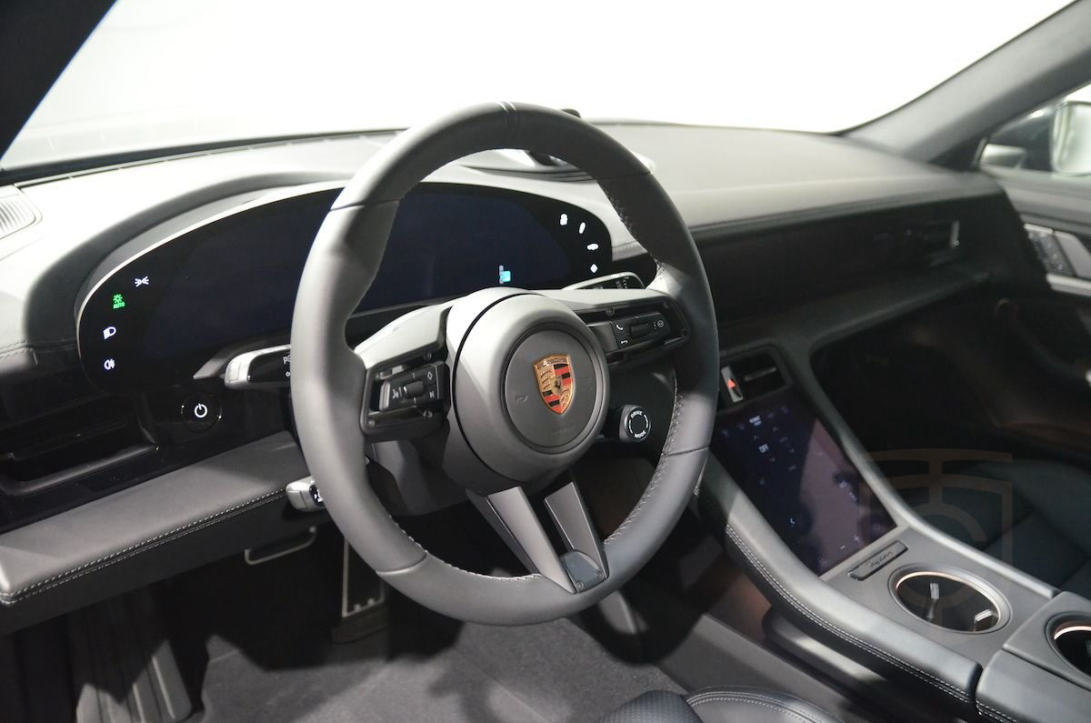 Porsche Taycan RWD