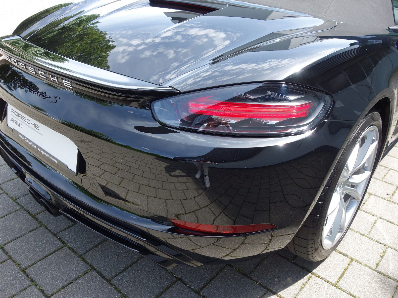 Porsche 718 Boxster S