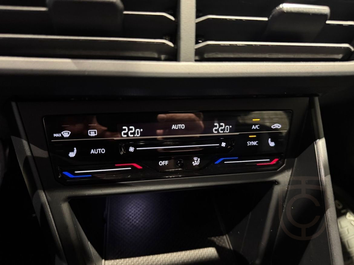 Volkswagen Taigo 1.0 TSI Automat R-Line