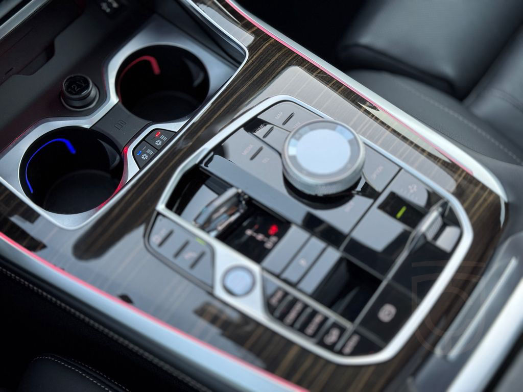 BMW X7 xDrive 40 i*B&W*Sky-Lounge*Massage*DriveAss*