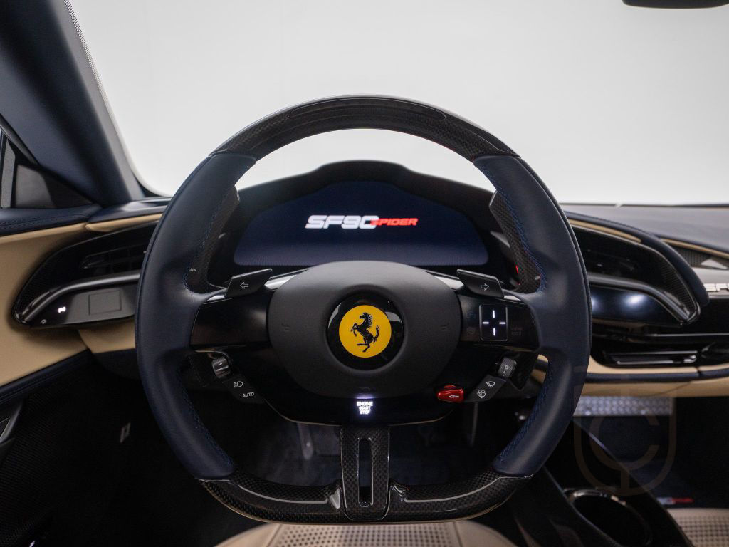 Ferrari SF90 Spider FERRARI SINGEN
