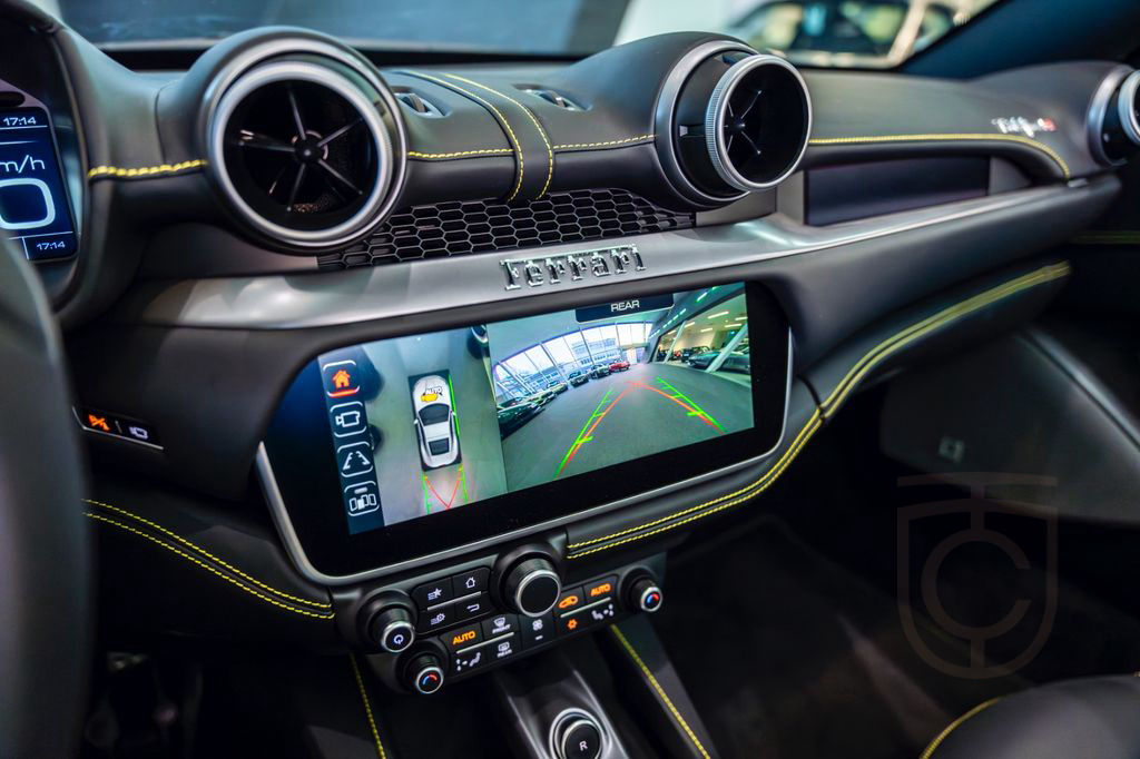 Ferrari PORTOFINO M * VERDE PINO * Disp.*Daytona*JBL*LED