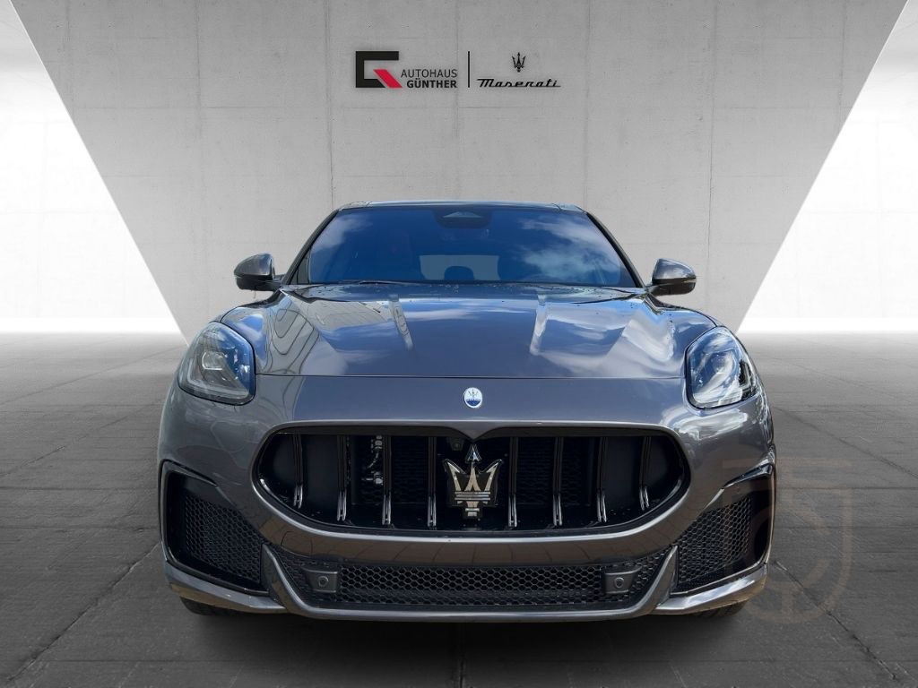 Maserati Grecale Trofeo V6 530HP AWD MY24 -Carbon -Klima