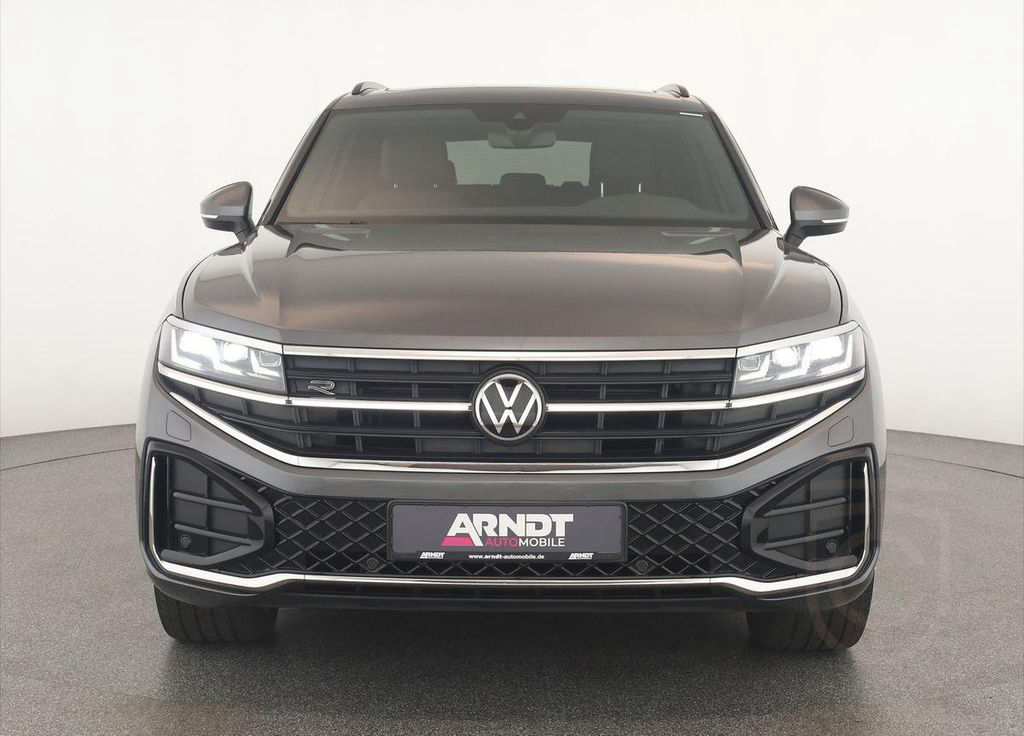 Volkswagen Touareg 3.0 TDI 4M R-Line Leder Pano DCC 22" AHK