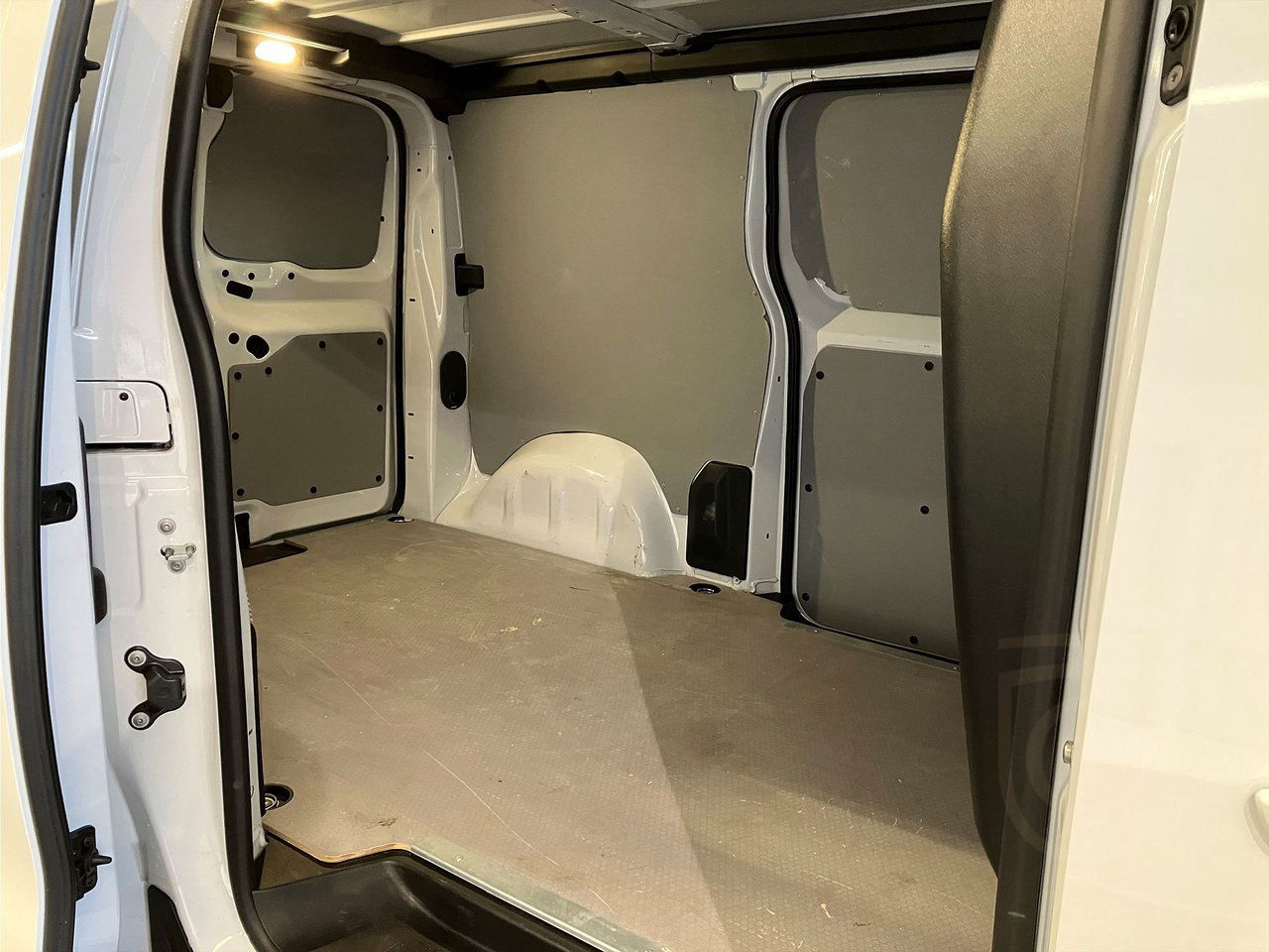 Peugeot Expert Plus