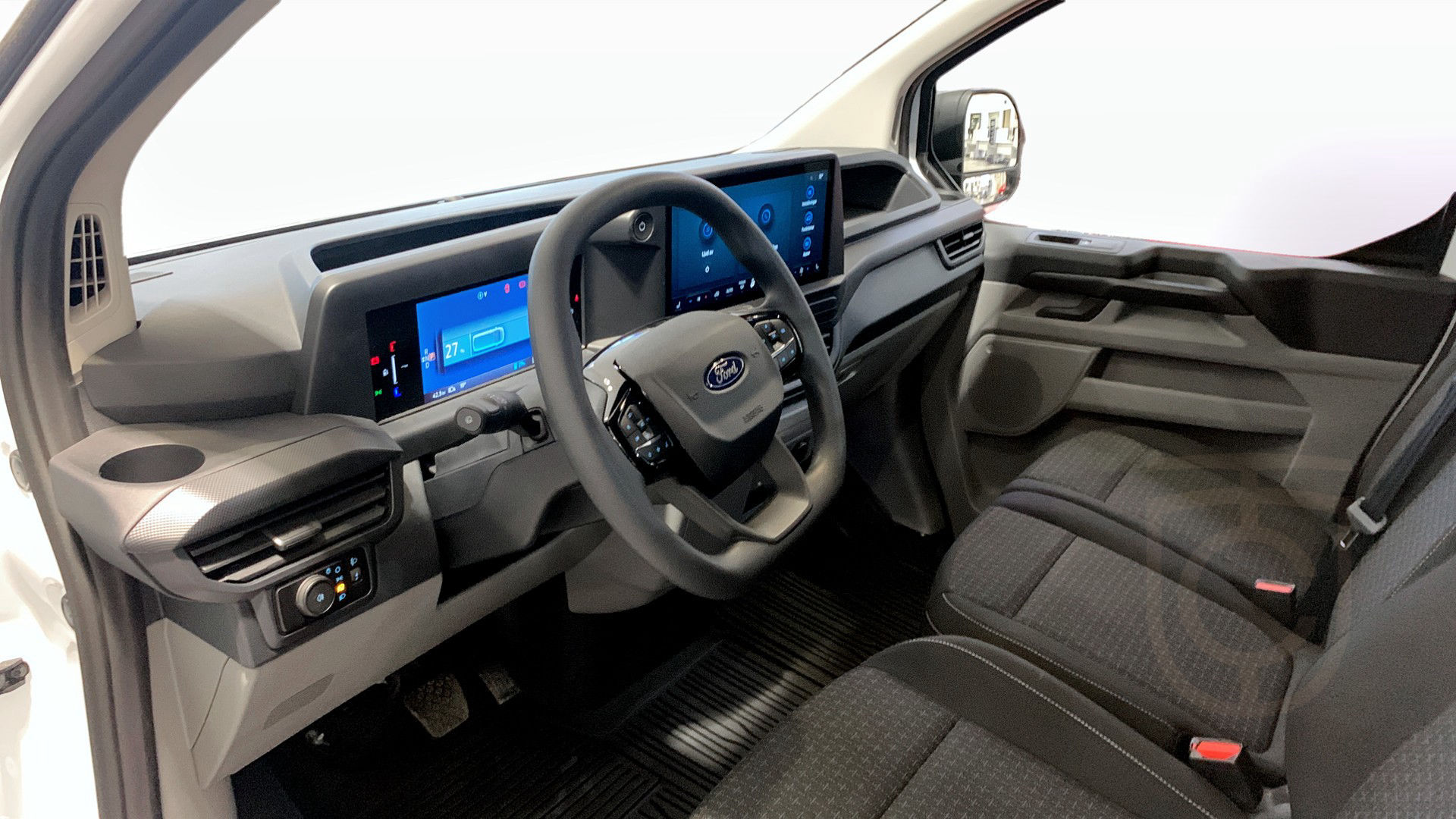 Ford E-Transit Custom 320