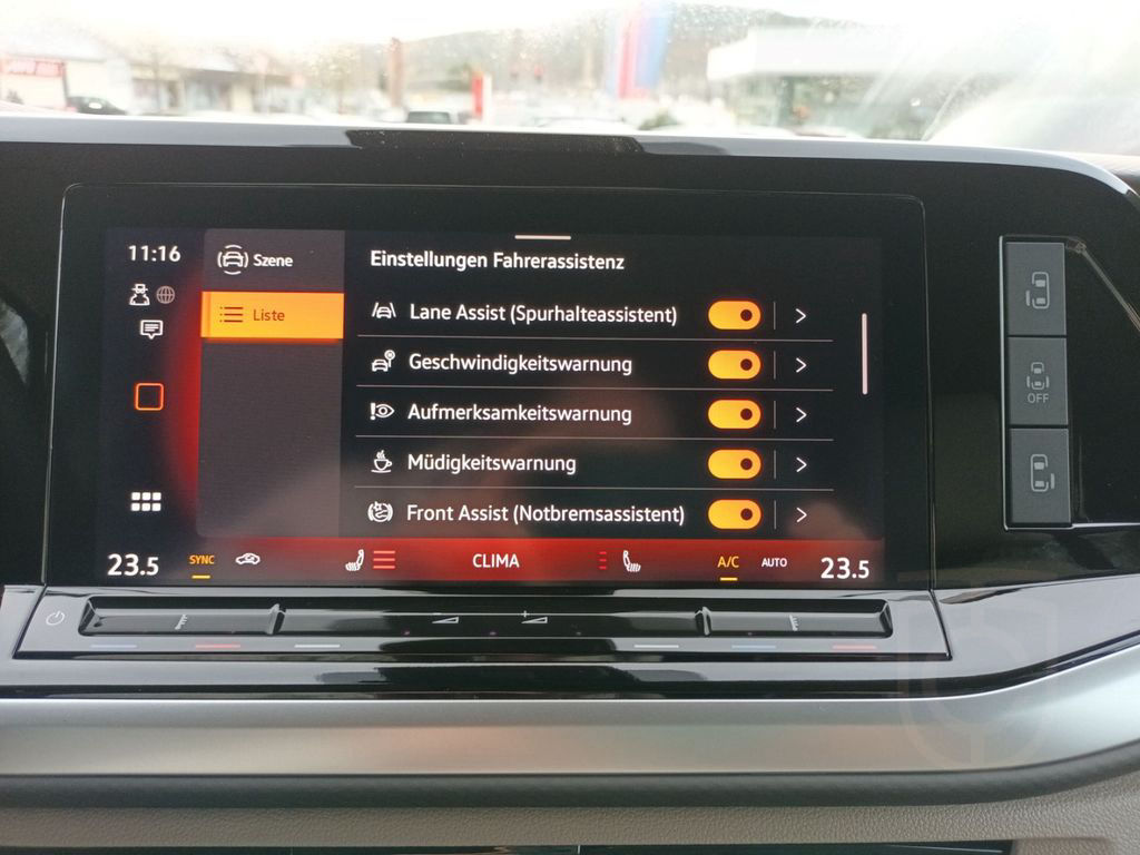 Volkswagen T7 Multivan Life lang 2.0 TDI+Anhängerkupplung+R