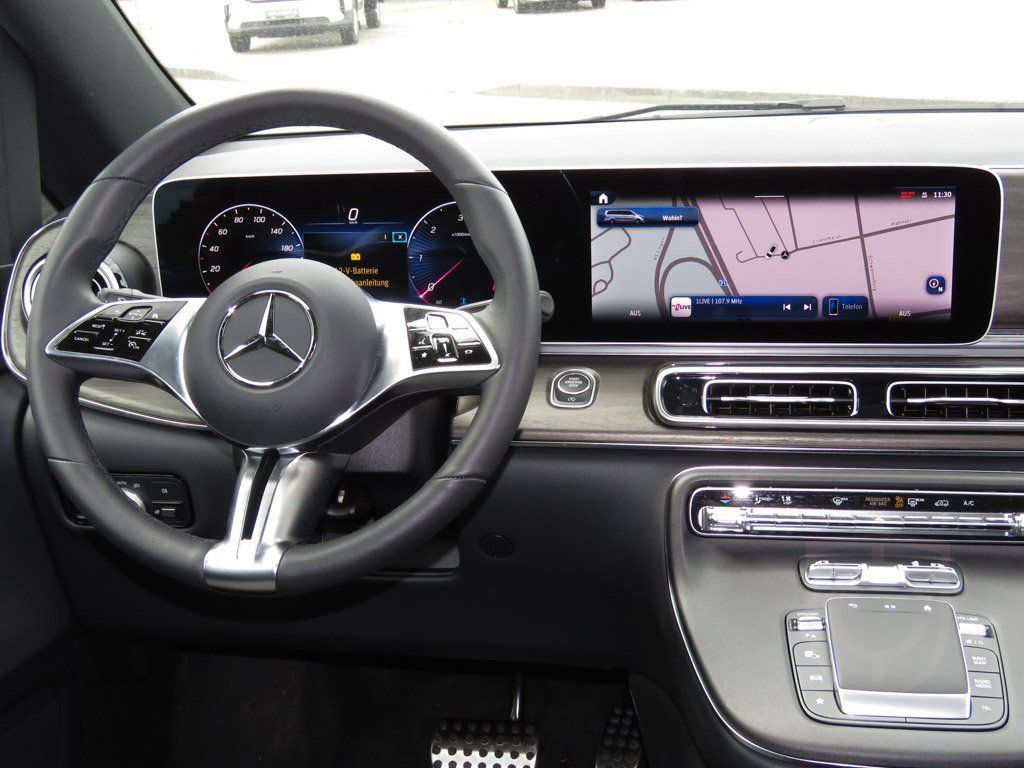 Mercedes-Benz V 300 d Style 4x4 lang AIRMATIC Distr. Kamera 9G