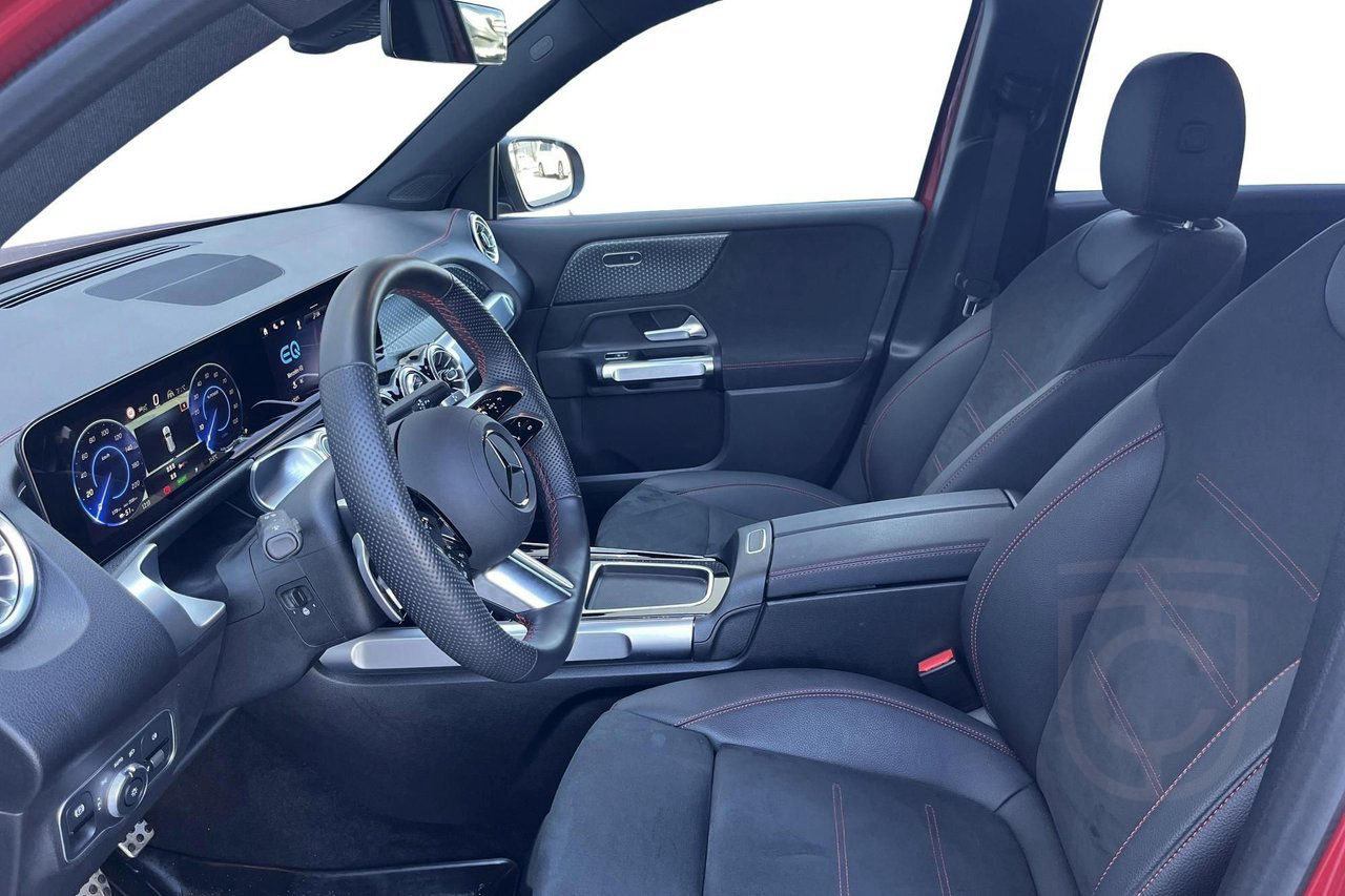Mercedes-Benz EQB 300 4MATIC AMG