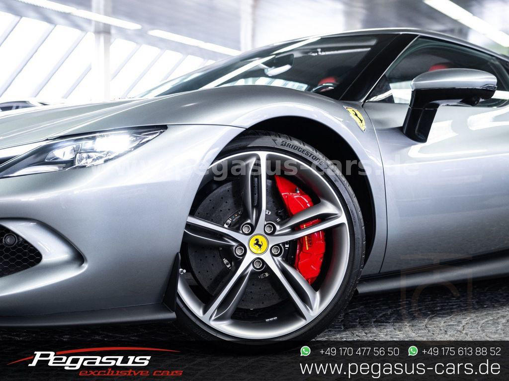 Ferrari 296 GTB *ADAS*LIFT*360*CARBON*RACING SEATS*APPLE