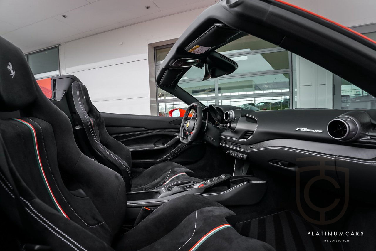 Ferrari F8 Spider