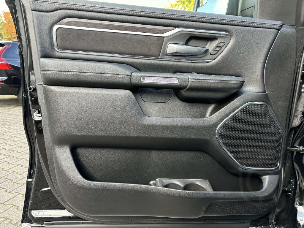Dodge RAM 1500 Laramie Crew Cab *LPG* MY 2025