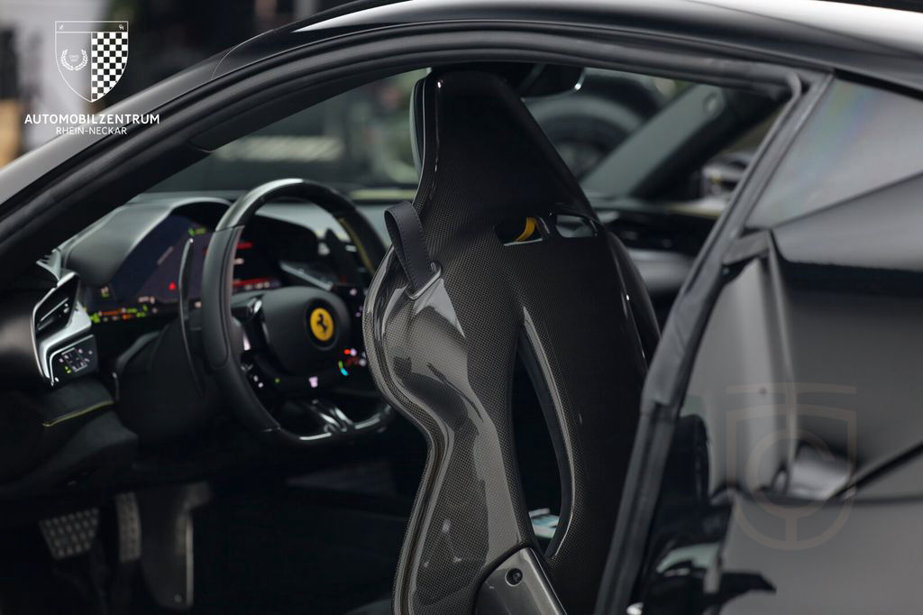 Ferrari SF90 Stradale RacingSeats/Carbon-LED/Liftsystem