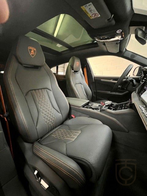 Lamborghini Urus 4.0 V8 PHEV SE