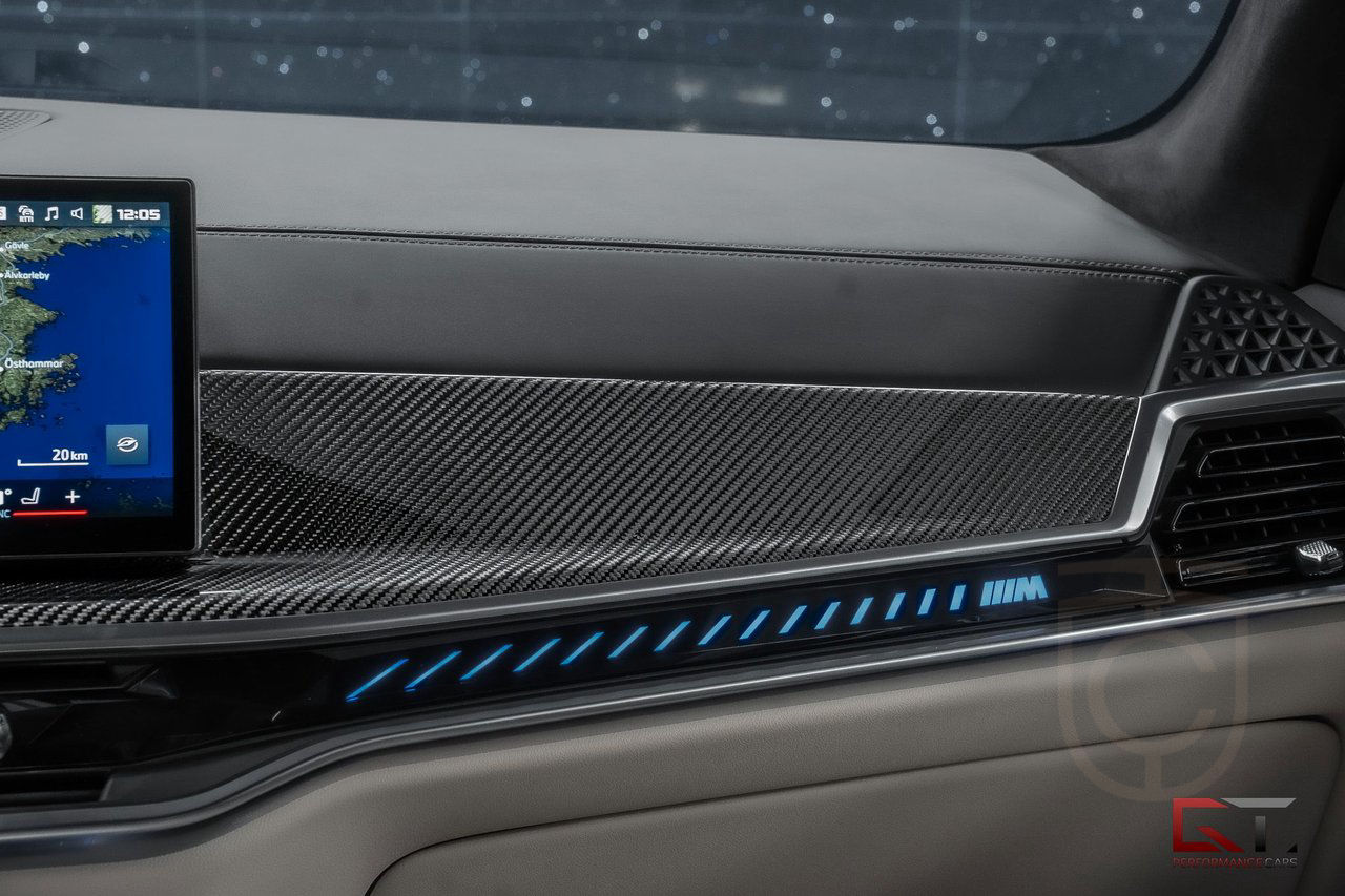 BMW X7 M60i