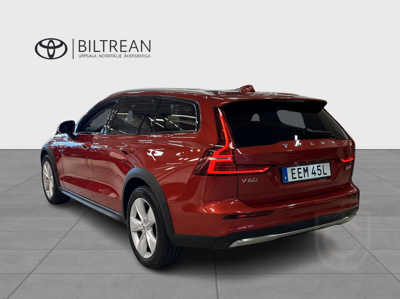 Volvo V60 Cross Country B4 AWD Core