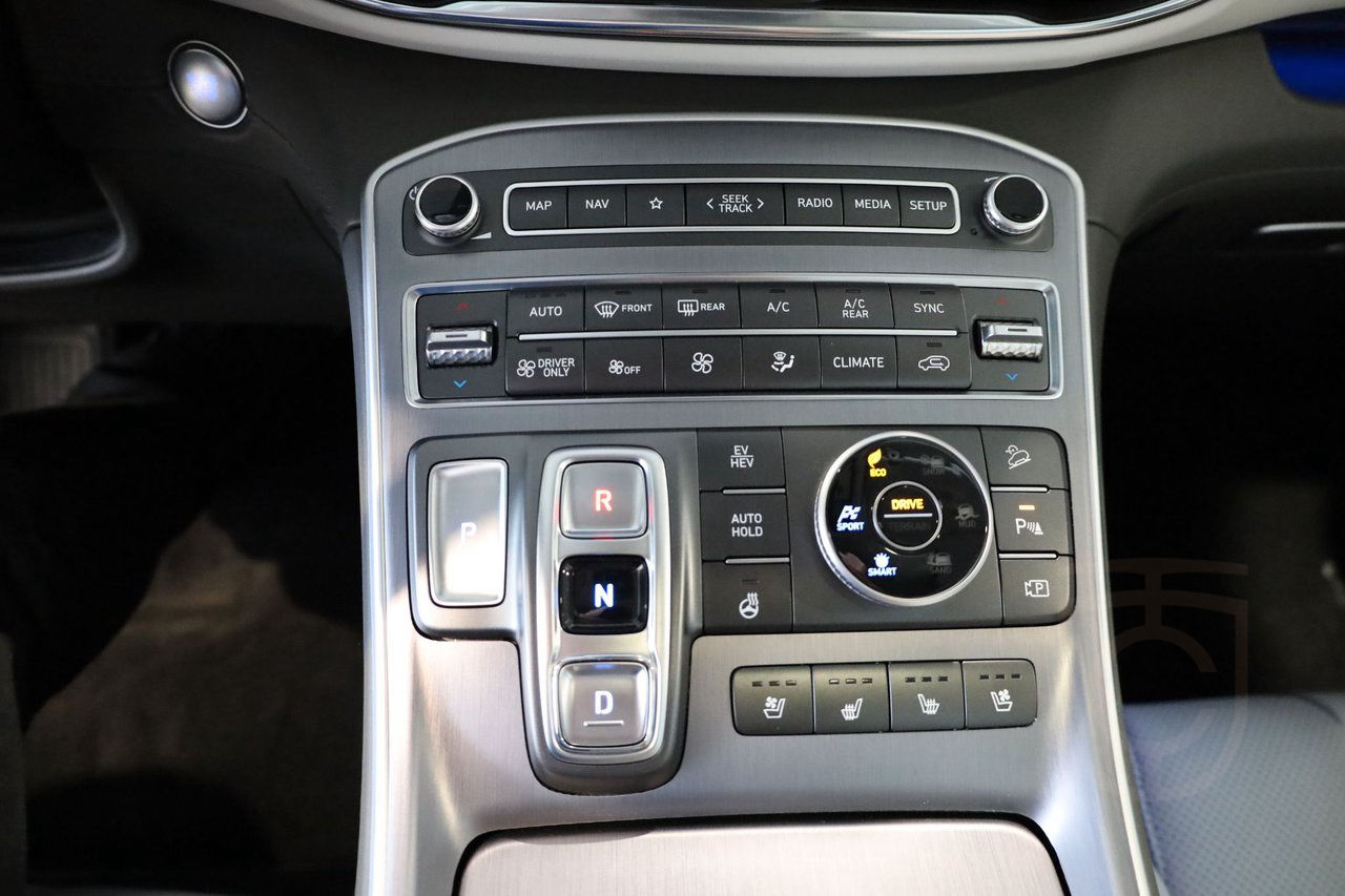 Hyundai Santa Fe Plug-In 4WD Advanced Luxurys Pack
