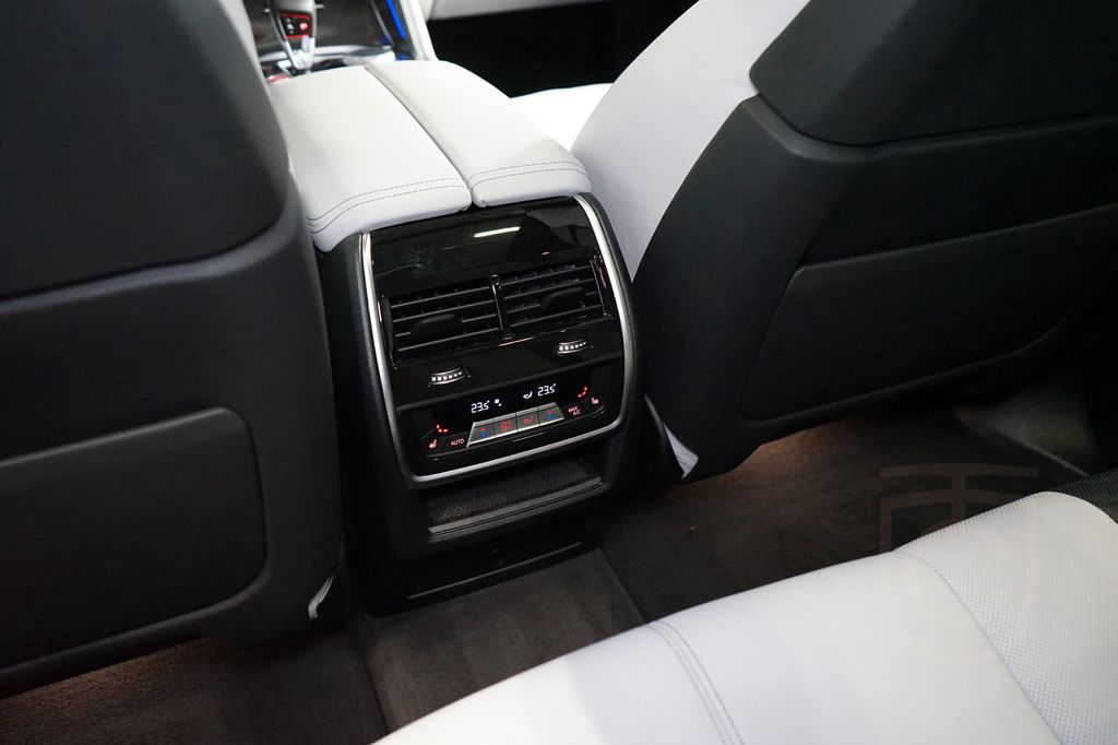 BMW X5 M COMP*MASSAGE*PANO*WARRANTY*85.785€ NETTO